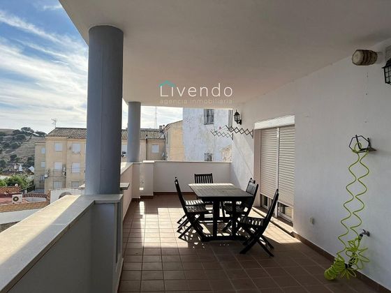 Foto 1 de Piso en venta en Alcalá de los Gazules de 2 habitaciones con terraza y balcón