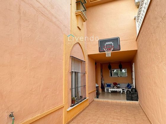 Foto 2 de Casa en venda a Benalup-Casas Viejas de 4 habitacions amb terrassa i garatge