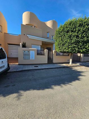 Foto 1 de Casa en venda a polígono Lo Barriento de 4 habitacions amb terrassa i piscina