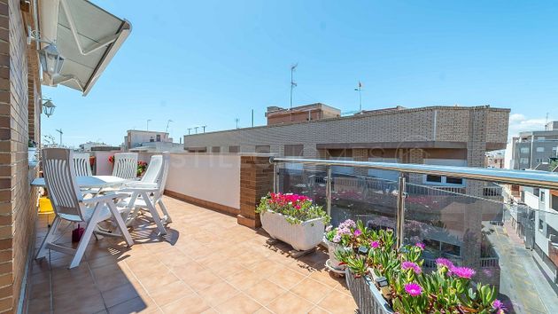Foto 1 de Àtic en venda a calle Cariño de 4 habitacions amb terrassa i garatge