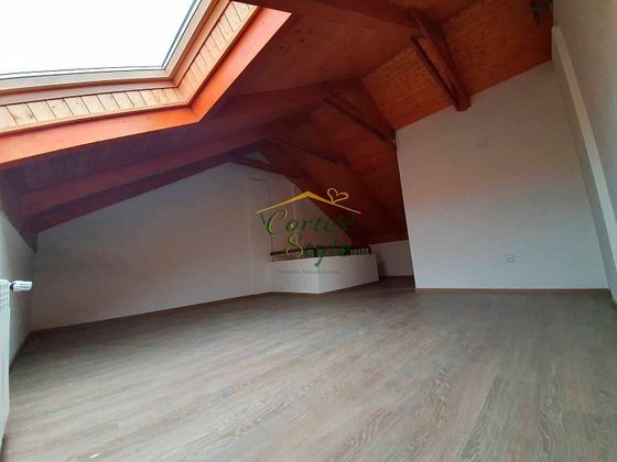 Foto 1 de Casa adossada en venda a Tomelloso de 4 habitacions amb terrassa i aire acondicionat