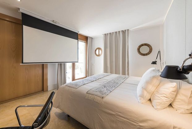 Foto 2 de Dúplex en alquiler en Los Monteros - Bahía de Marbella de 2 habitaciones con terraza y piscina