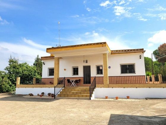 Foto 1 de Casa rural en venda a Lucena del Puerto de 3 habitacions amb piscina