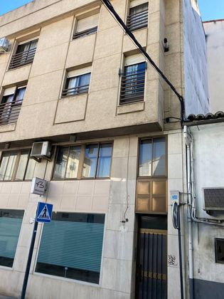 Foto 1 de Piso en venta en calle De Gabriel y Galán de 2 habitaciones con terraza y aire acondicionado