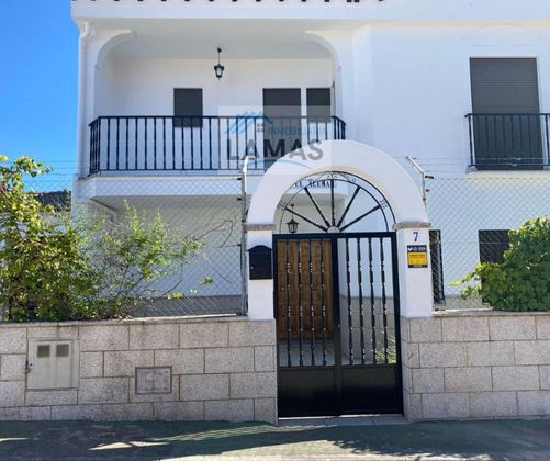 Foto 1 de Casa en venda a Talayuela de 5 habitacions amb terrassa i piscina