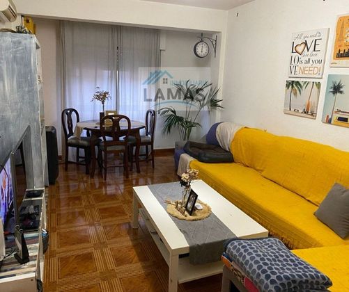 Foto 1 de Pis en venda a calle Poeta Jose María Pérez Lozano de 3 habitacions amb terrassa i aire acondicionat