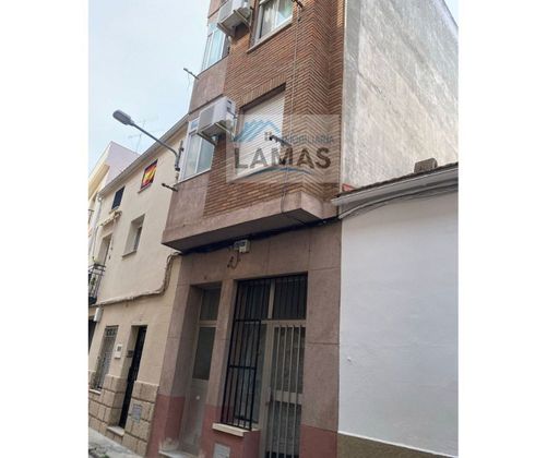 Foto 1 de Edifici en venda a calle Joaquín Costa de 150 m²