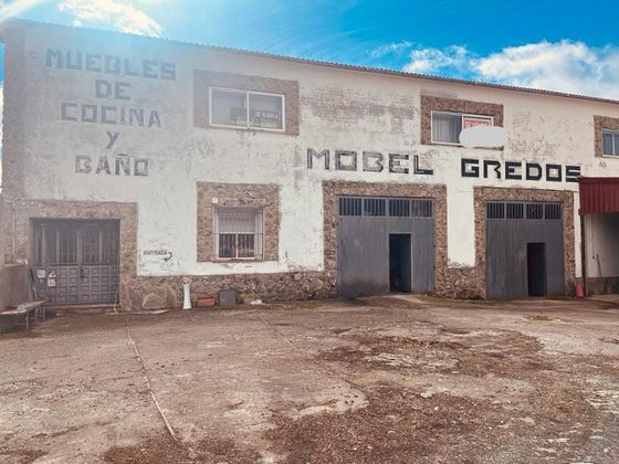 Foto 1 de Nave en venta en Hoyocasero con garaje