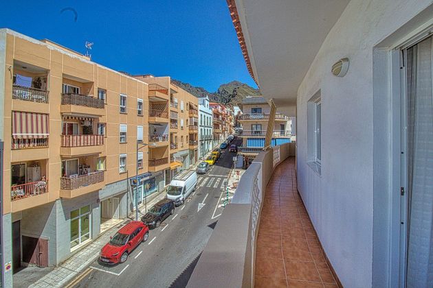 Foto 2 de Ático en venta en avenida Viera y Clavijo de 3 habitaciones con terraza y garaje