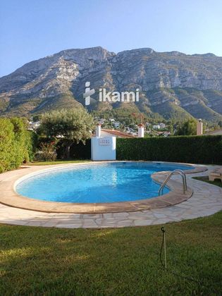 Foto 1 de Casa adossada en venda a El Montgó de 3 habitacions amb terrassa i piscina