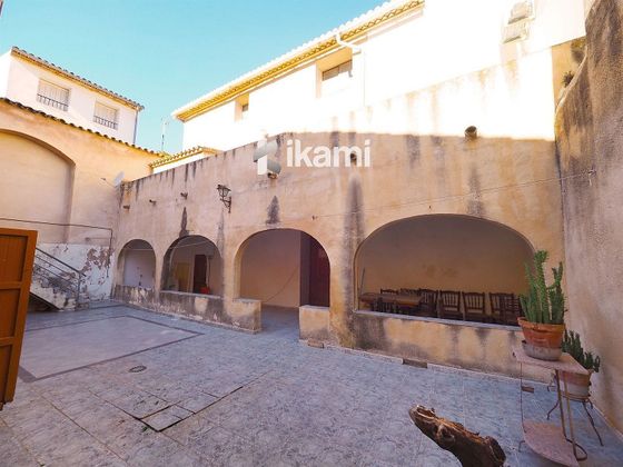 Foto 1 de Venta de casa en Vall de Gallinera de 10 habitaciones con garaje y balcón