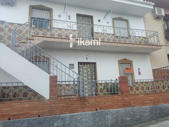 Foto 1 de Venta de casa adosada en Álora de 6 habitaciones con terraza y jardín