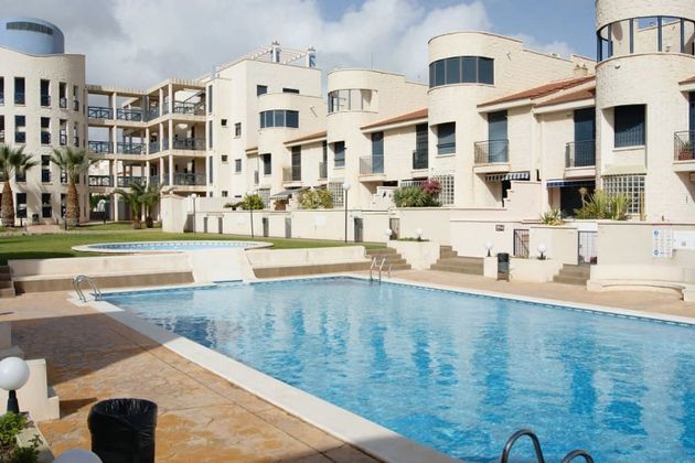 Foto 1 de Piso en venta en calle Tierra de 2 habitaciones con terraza y piscina