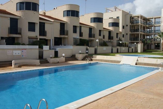 Foto 2 de Pis en venda a calle Tierra de 2 habitacions amb terrassa i piscina