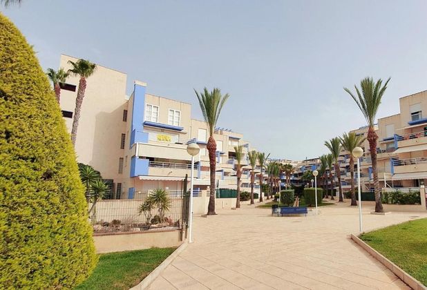 Foto 2 de Dúplex en venda a calle Del Mar de 4 habitacions amb terrassa i piscina