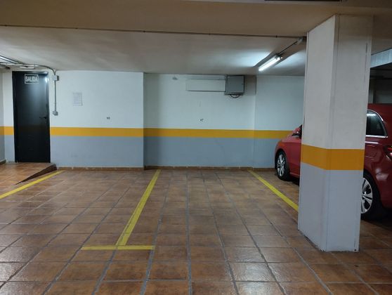 Foto 2 de Venta de garaje en Palacio de 16 m²