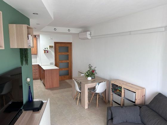 Foto 2 de Venta de piso en Les Arenes - La Grípia  Can Montllor de 2 habitaciones con balcón y aire acondicionado
