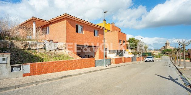 Foto 1 de Xalet en venda a calle Del Pou de 4 habitacions amb terrassa i garatge