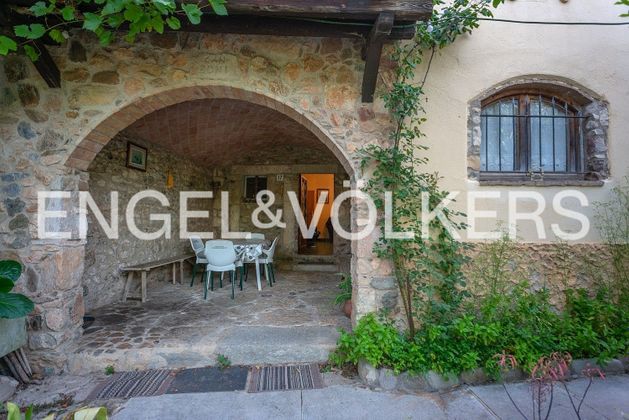 Foto 1 de Casa rural en venda a calle Sant Daniel de 4 habitacions amb terrassa i jardí