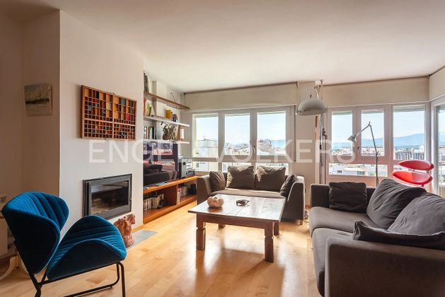 Foto 2 de Àtic en venda a calle De Joan Maragall de 5 habitacions amb terrassa i garatge