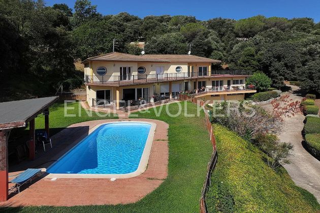 Foto 2 de Xalet en venda a urbanización Montfulla de 11 habitacions amb terrassa i piscina