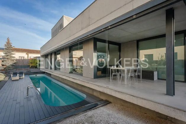 Foto 1 de Casa en venda a calle I Bertran de 2 habitacions amb terrassa i piscina