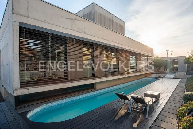 Foto 2 de Casa en venda a calle I Bertran de 2 habitacions amb terrassa i piscina