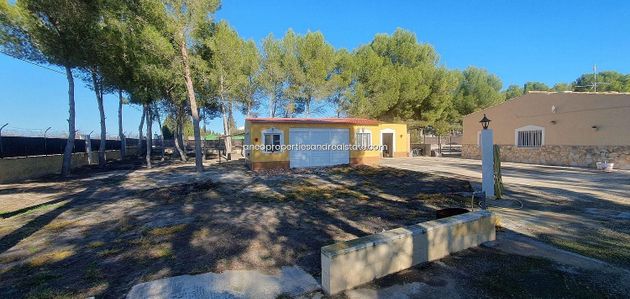 Foto 1 de Chalet en venta en Campo de Mirra/Camp de Mirra (el) de 6 habitaciones con terraza y piscina
