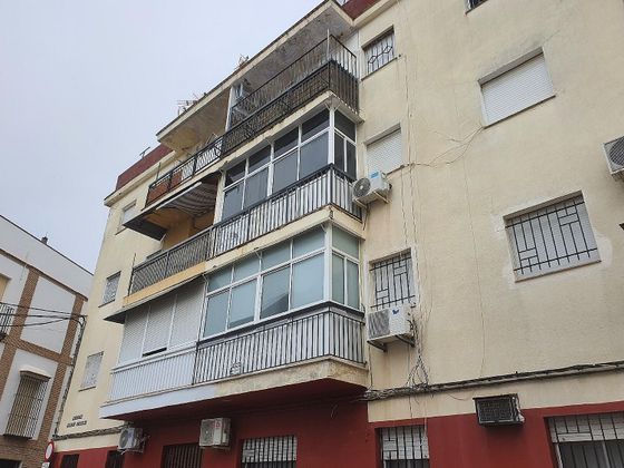 Foto 1 de Venta de piso en calle Maestro Moreno Torroba de 2 habitaciones y 70 m²