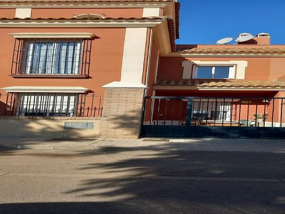 Foto 1 de Casa en venda a calle El Chato de 4 habitacions i 117 m²