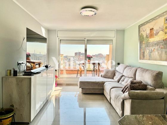 Foto 2 de Àtic en venda a Sant Adrià de Besos de 2 habitacions amb terrassa i ascensor