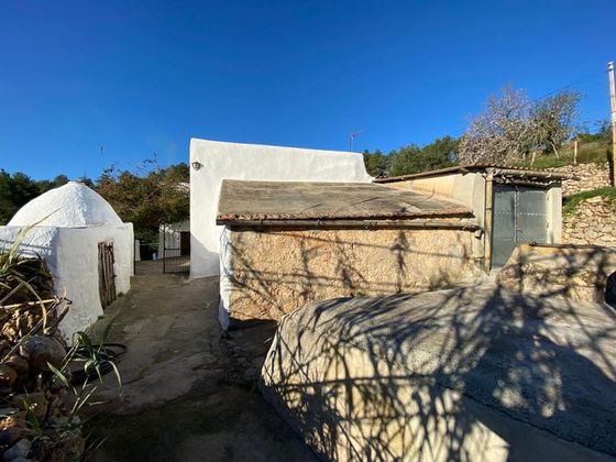 Foto 2 de Casa rural en venda a Sant Joan de Labritja de 4 habitacions amb terrassa i piscina
