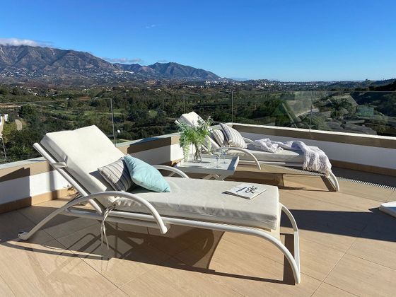 Foto 2 de Àtic en venda a Calahonda de 3 habitacions amb terrassa i piscina
