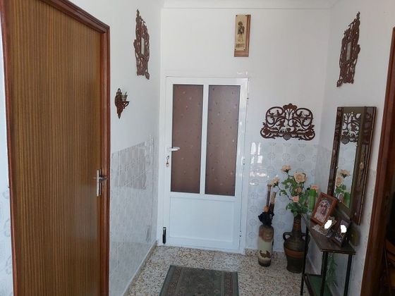 Foto 2 de Xalet en venda a Vara de Rey de 3 habitacions amb terrassa i garatge
