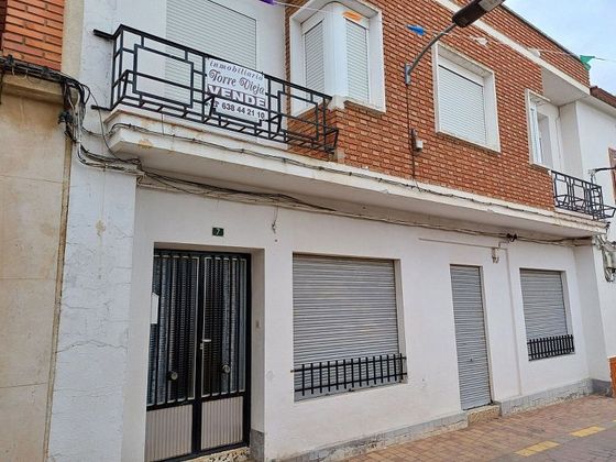 Foto 2 de Casa en venda a Casas de Fernando Alonso de 5 habitacions amb terrassa i garatge