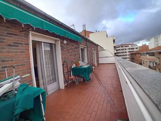 Foto 2 de Piso en venta en Hospitales - Campus de 4 habitaciones con terraza y calefacción