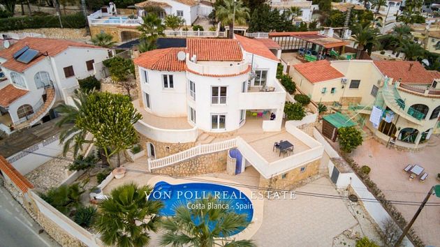 Foto 2 de Casa en venta en Zona Puerto Blanco - Maryvilla de 6 habitaciones con terraza y piscina