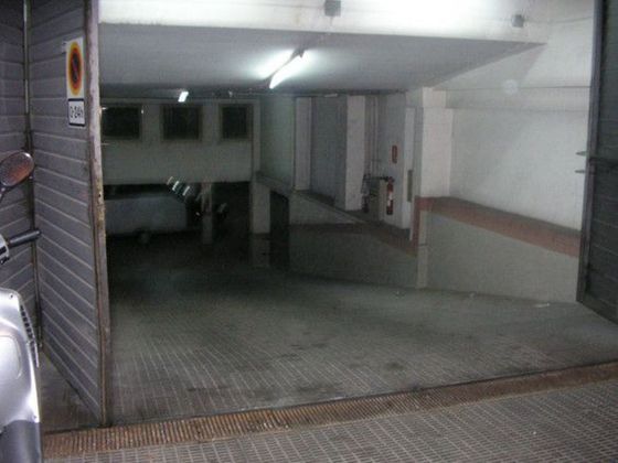 Foto 1 de Alquiler de garaje en calle Major de Sarria de 12 m²
