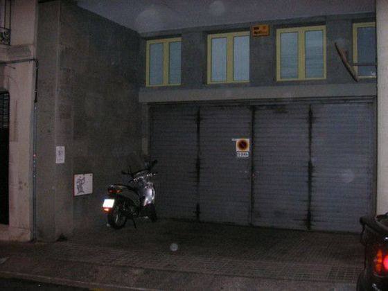 Foto 2 de Alquiler de garaje en calle Major de Sarria de 12 m²