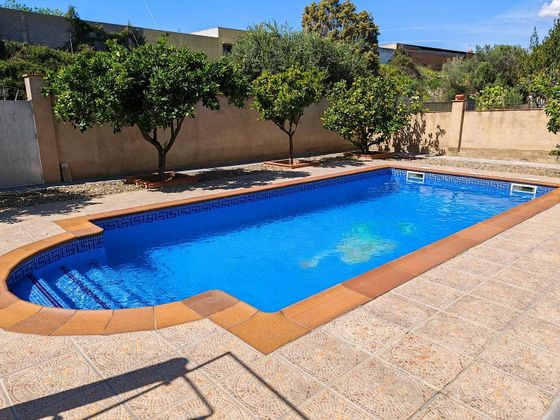 Foto 1 de Pis en venda a Albinyana de 5 habitacions amb terrassa i piscina