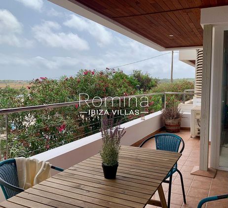 Foto 1 de Pis en venda a Formentera de 3 habitacions amb terrassa i aire acondicionat