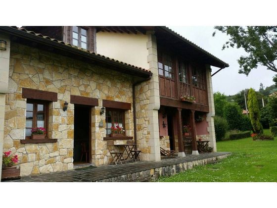 Foto 1 de Casa en venda a Castrillón de 5 habitacions amb terrassa i balcó
