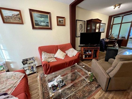 Foto 2 de Casa en venda a Centro - Avilés de 4 habitacions amb terrassa i calefacció