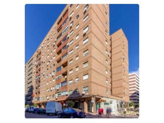Foto 1 de Pis en venda a Centro - Corte Inglés de 4 habitacions amb terrassa i garatge