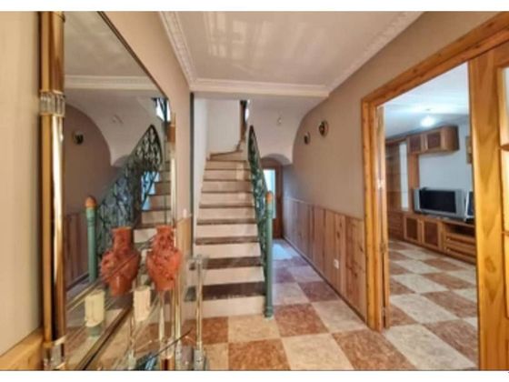 Foto 1 de Casa en venda a El Pilar - La Estación de 2 habitacions amb terrassa i aire acondicionat