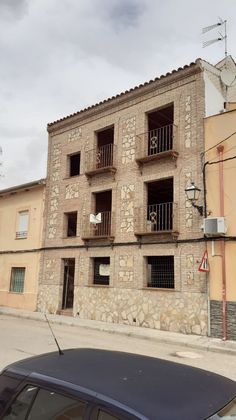 Foto 1 de Casa adossada en venda a calle Cabezamesada de 9 habitacions i 250 m²