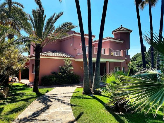 Foto 1 de Xalet en venda a calle Sitio de Calahonda de 4 habitacions amb terrassa i piscina