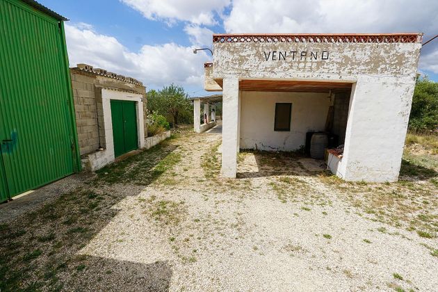 Foto 1 de Casa rural en venda a calle Partida Pla de Cuart de 4 habitacions amb terrassa i piscina