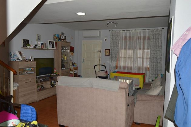 Foto 2 de Chalet en venta en Oeste de 2 habitaciones con garaje y aire acondicionado
