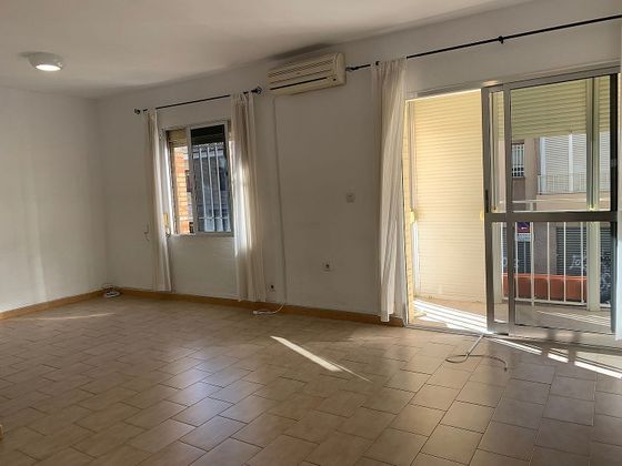 Foto 1 de Venta de piso en Las Huertas - San Pablo de 2 habitaciones con terraza y aire acondicionado
